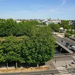 Ibis Styles Centre Gare Hotel 3*
