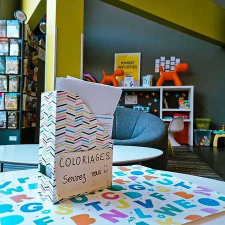 イビス スタイルズ サントル ガール カーン