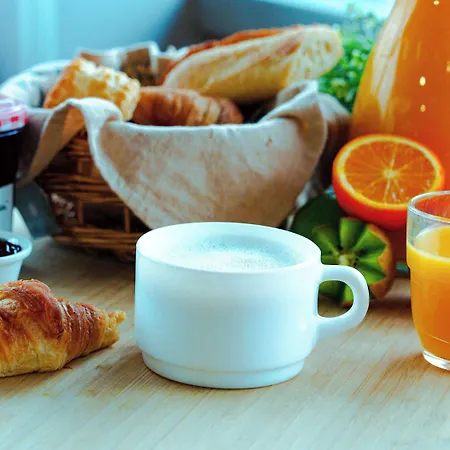 ホテル イビス スタイルズ サントル ガール