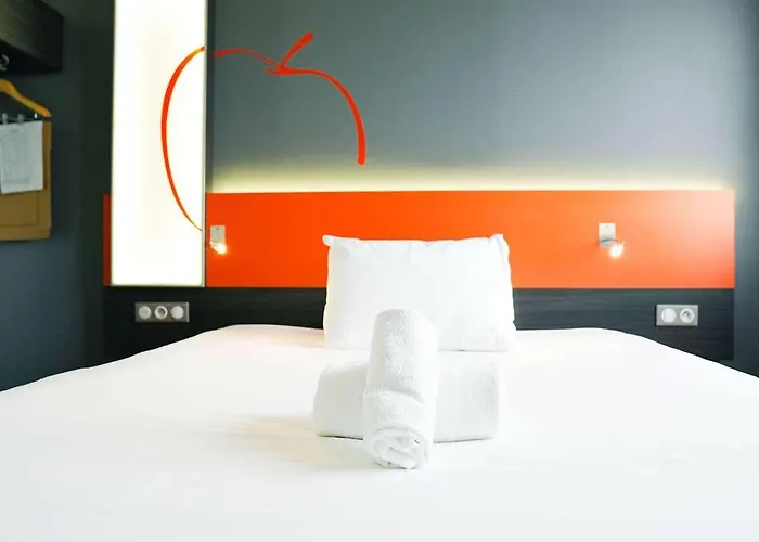 Ibis Styles Centre Gare Hotel 3*