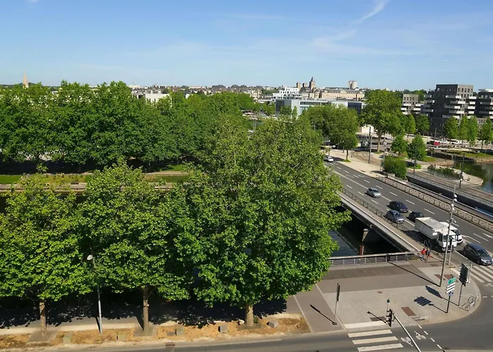 Ibis Styles Centre Gare Hotel 3*